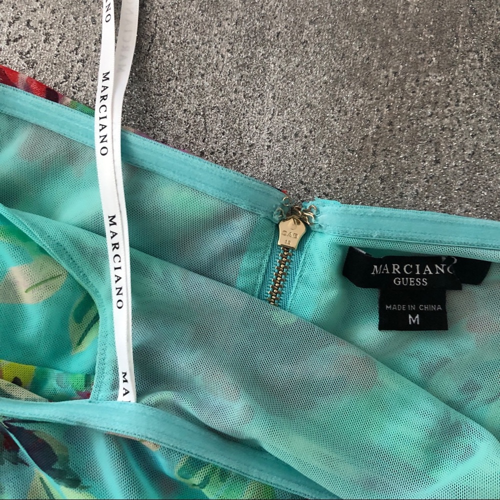 Guess by Marciano Floral Halter Off-Shoulder Crop Top NWT Medium - Picture 10 of 11